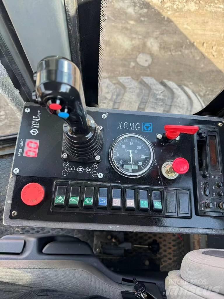 XCMG GR 2153 Vejhøvle / Gradere