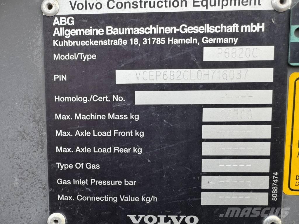 Volvo P 6820 C Asfaltudlæggere