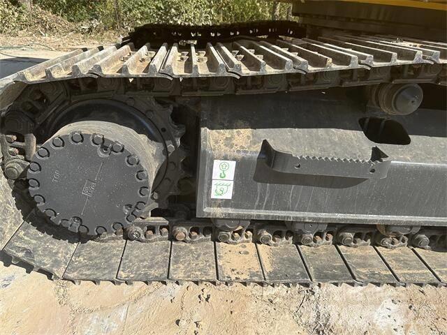Komatsu PC200-8 Gravemaskiner på larvebånd