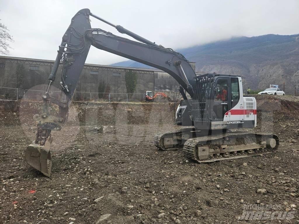 Doosan DX 235 LCR Gravemaskiner på larvebånd