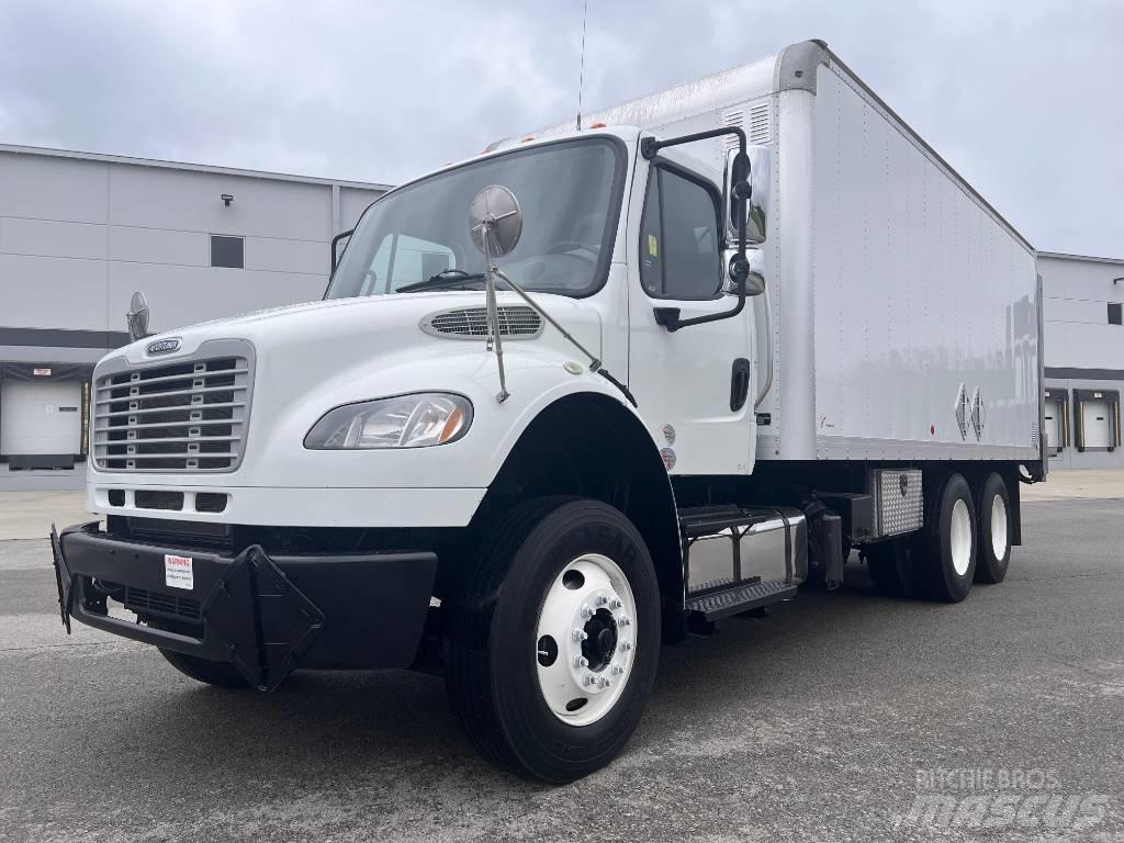 Freightliner M 106 Fast kasse