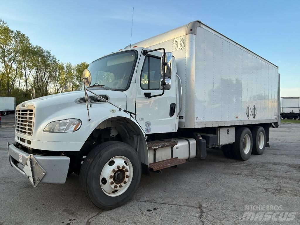 Freightliner M 106 Fast kasse