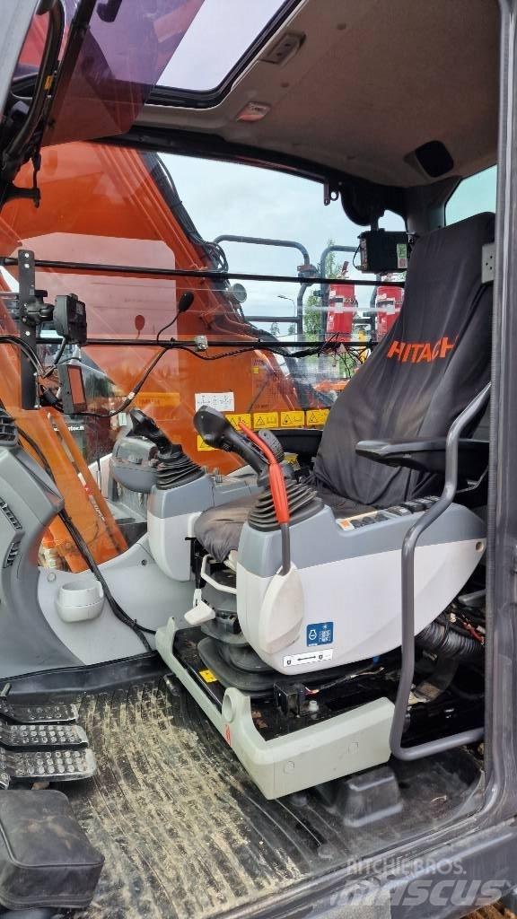 Hitachi ZX250LC-6 Gravemaskiner på larvebånd