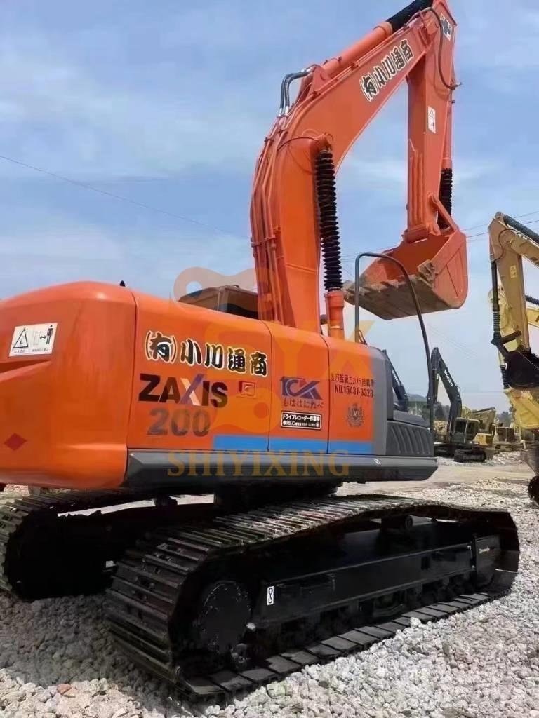 Hitachi ZX 200-3 Gravemaskiner på larvebånd