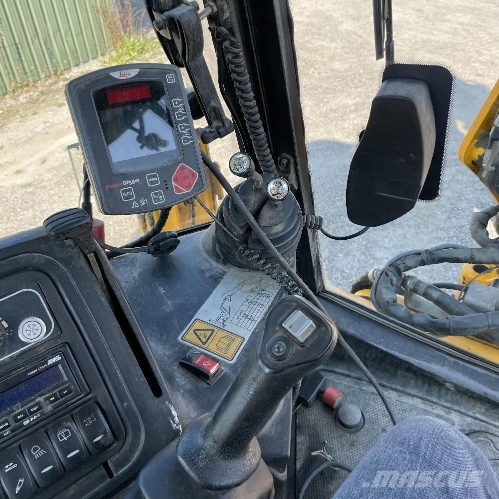 JCB 4 CX Rendegravere