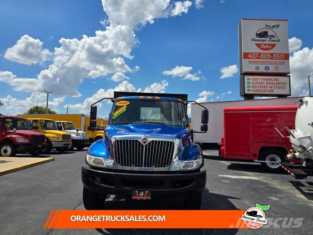 International MV607 Lastbil med lad/Flatbed