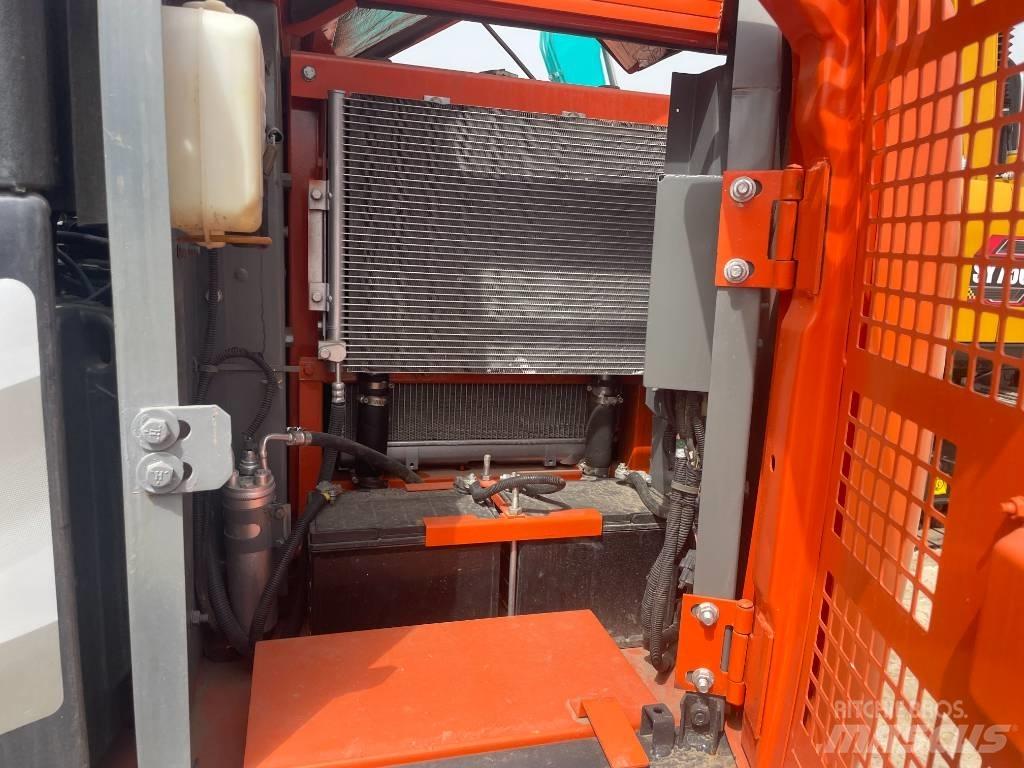 Hitachi ZX 70 Gravemaskiner på larvebånd