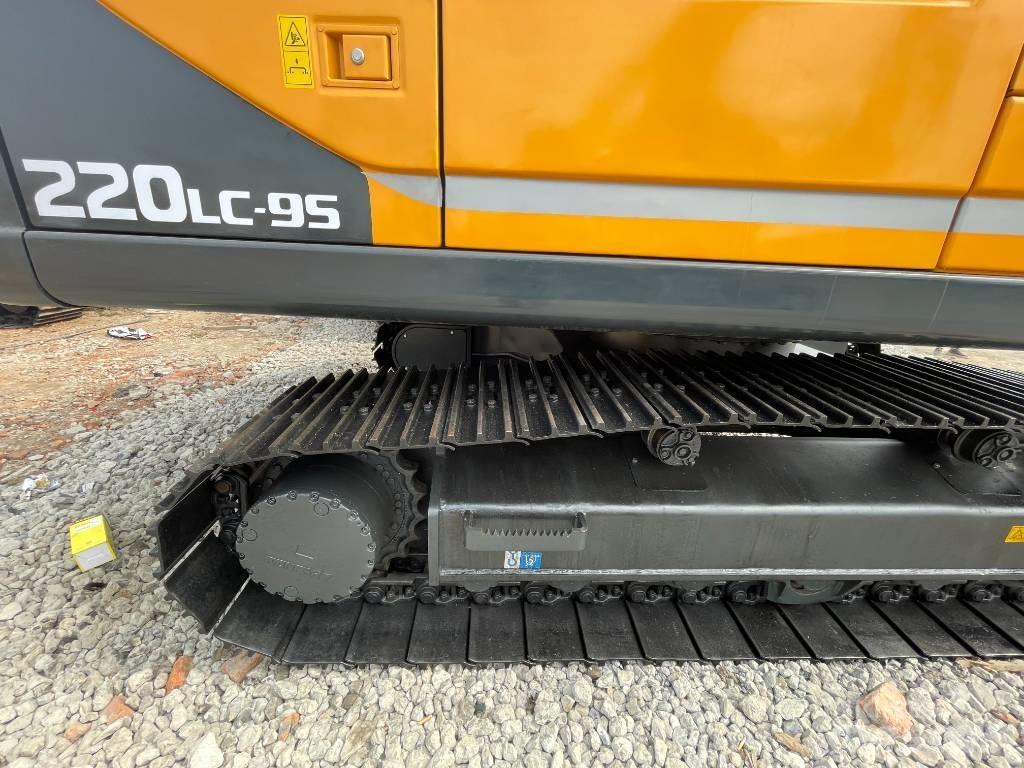 Hyundai 220 Gravemaskiner på larvebånd