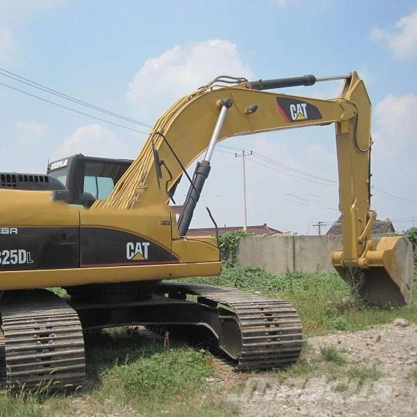 CAT 325DL Gravemaskiner på larvebånd