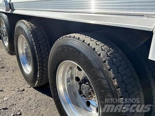 Kenworth T880 Lastbiler med tip