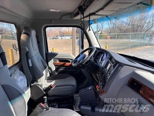 Kenworth T880 Lastbiler med tip