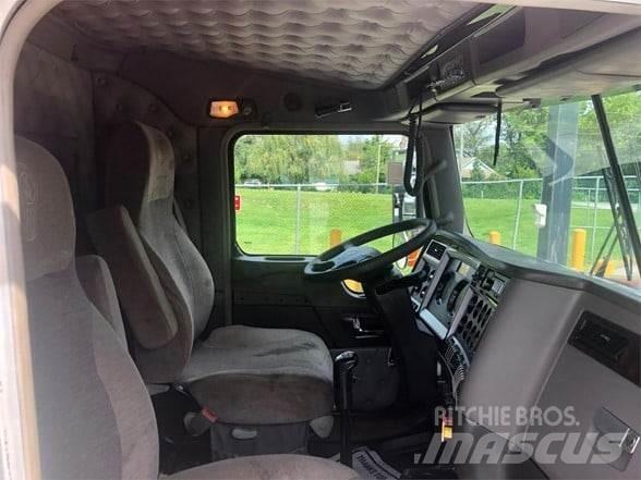 Kenworth W900B Trækkere