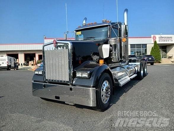 Kenworth W900L Trækkere
