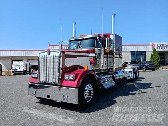 Kenworth W900L Trækkere