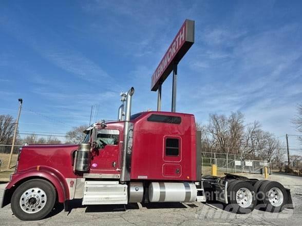 Kenworth W900L Trækkere