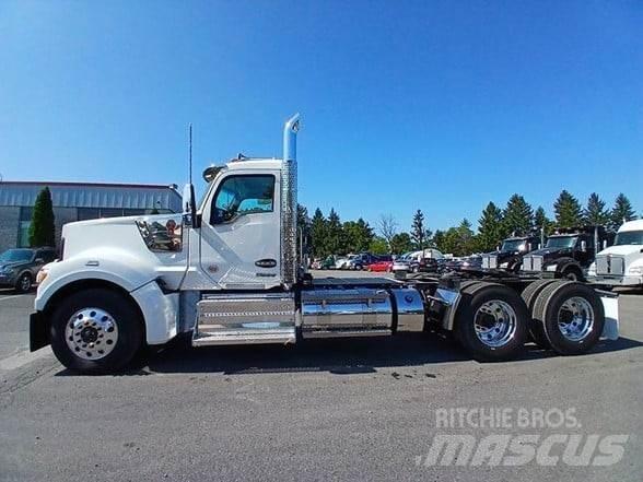 Kenworth W990 Trækkere
