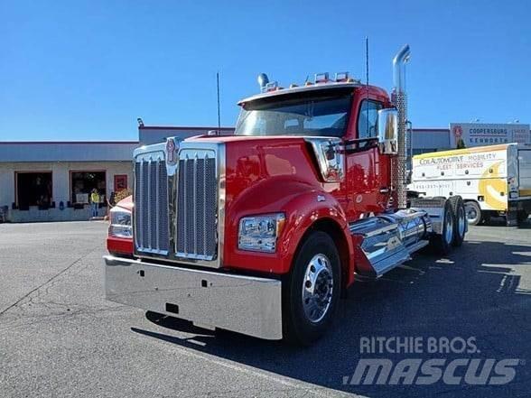 Kenworth W990 Trækkere