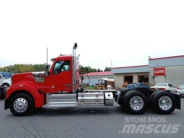 Kenworth W990 Trækkere