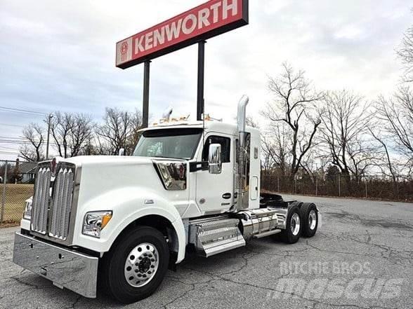 Kenworth W990 Trækkere