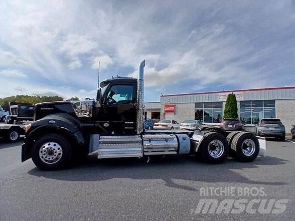 Kenworth W990 Trækkere