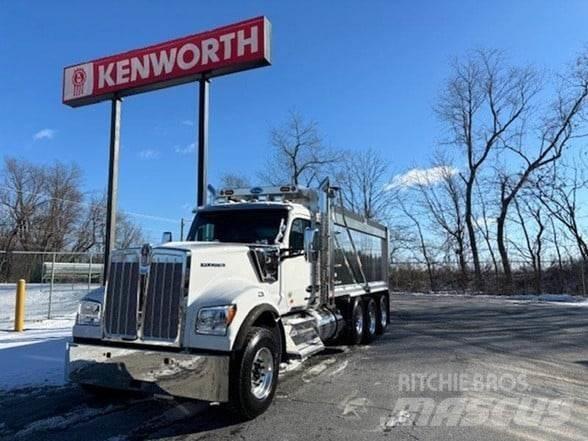 Kenworth W990 Lastbiler med tip