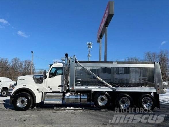 Kenworth W990 Lastbiler med tip