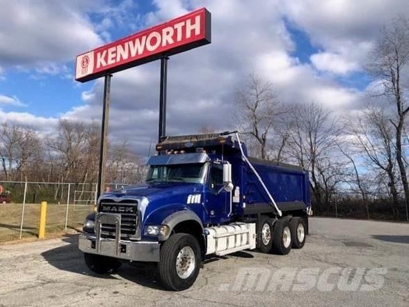 Mack GRANITE 64BR Lastbiler med tip
