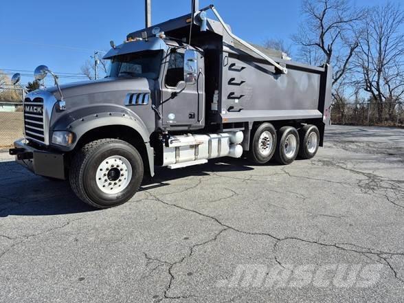 Mack GRANITE 64FR Lastbiler med tip