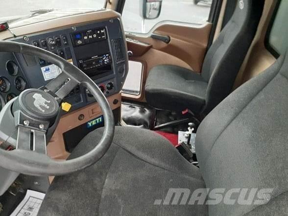 Mack GRANITE GU713 Lastbiler med tip