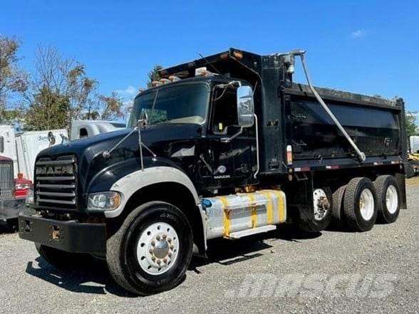 Mack GRANITE GU713 Lastbiler med tip