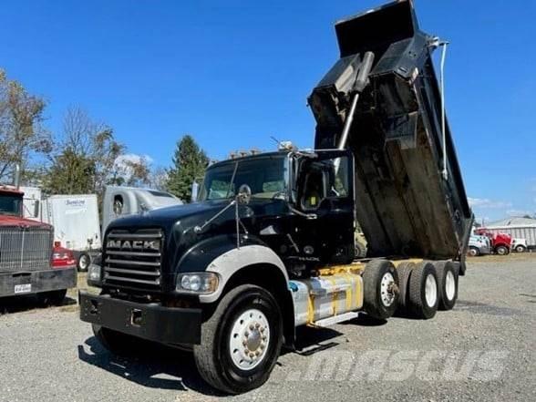 Mack GRANITE GU713 Lastbiler med tip