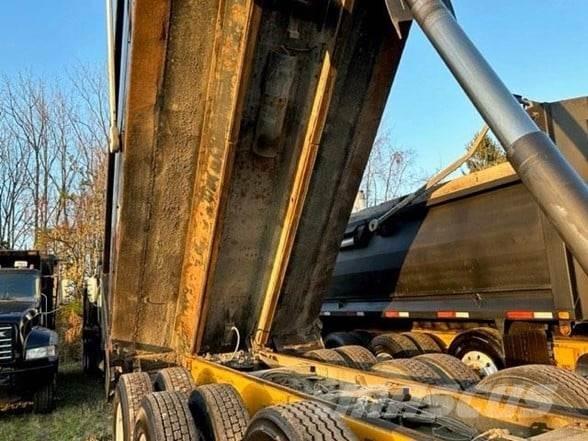Mack GRANITE GU713 Lastbiler med tip