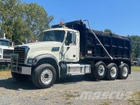 Mack GRANITE GU713 Lastbiler med tip