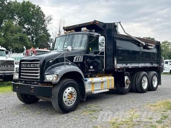 Mack GRANITE GU713 Lastbiler med tip