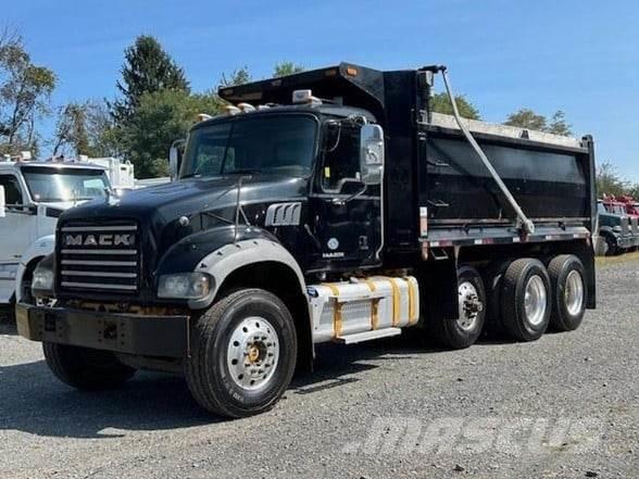 Mack GRANITE GU713 Lastbiler med tip