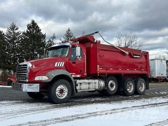 Mack GRANITE GU813 Lastbiler med tip