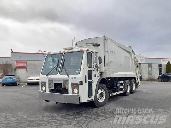 Mack LEU613 Renovationslastbiler