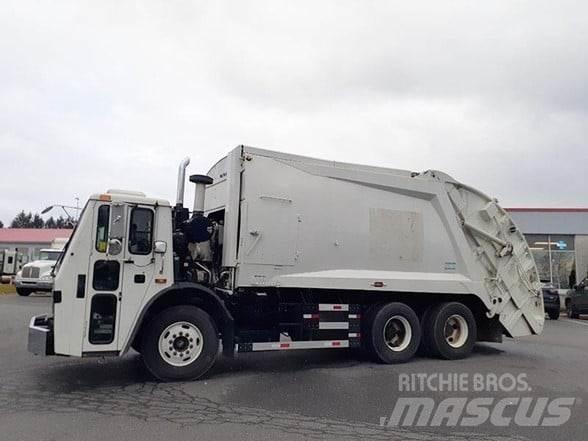 Mack LEU613 Renovationslastbiler