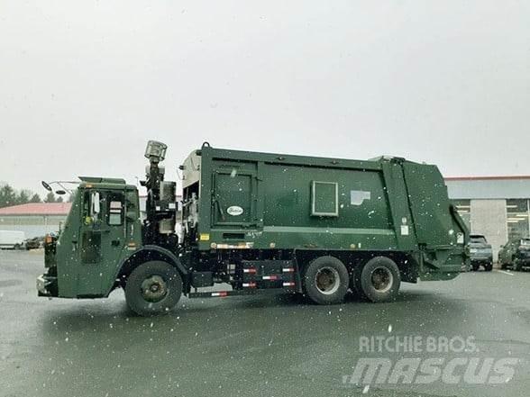 Mack LEU613 Renovationslastbiler