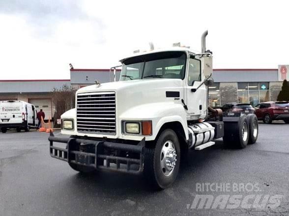 Mack PINNACLE CHU613 Trækkere