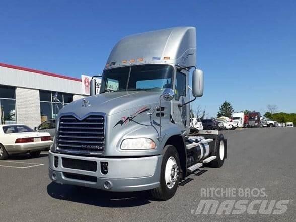 Mack PINNACLE CXU612 Trækkere