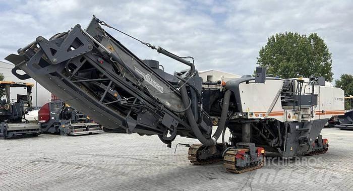 Wirtgen W 220 Asfalt-koldfræsere