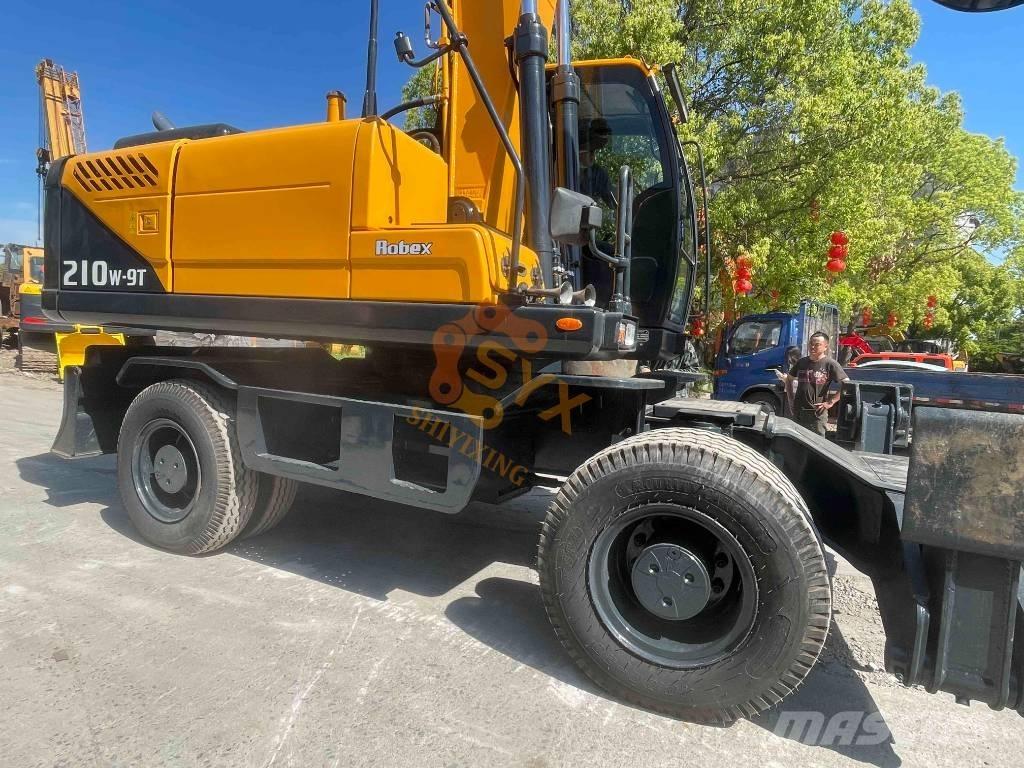 Hyundai R210W Gravemaskiner på hjul