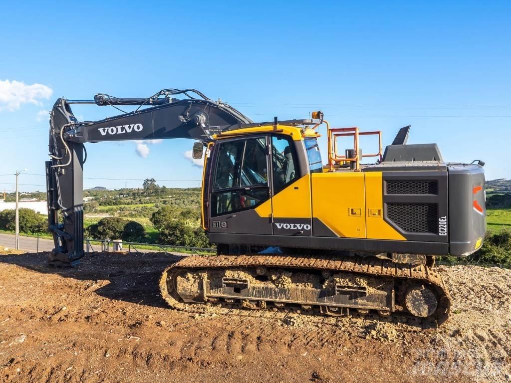 Volvo EC 220 E Gravemaskiner på larvebånd