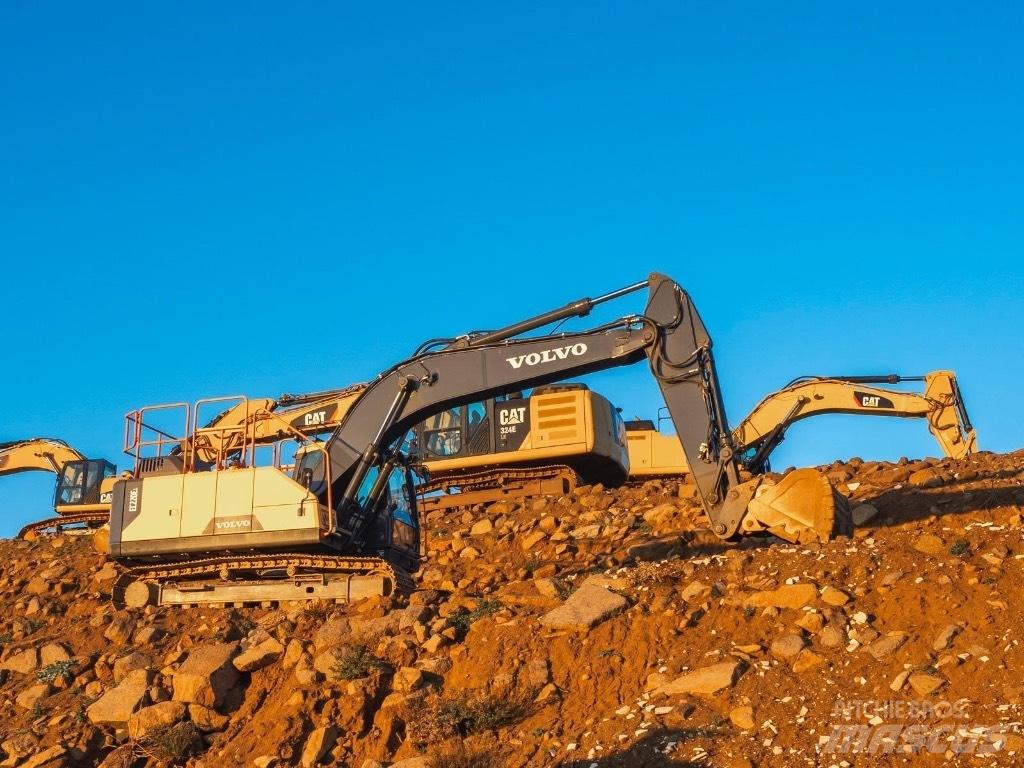 Volvo EC 220 E Gravemaskiner på larvebånd