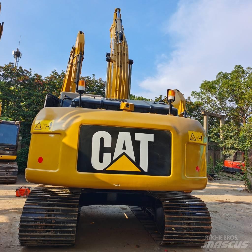 CAT 320D Gravemaskiner på larvebånd