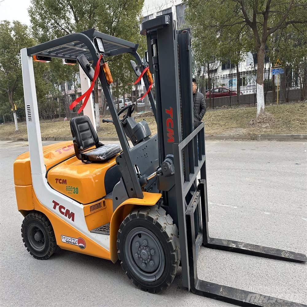 TCM FD30ZT Diesel gaffeltrucks