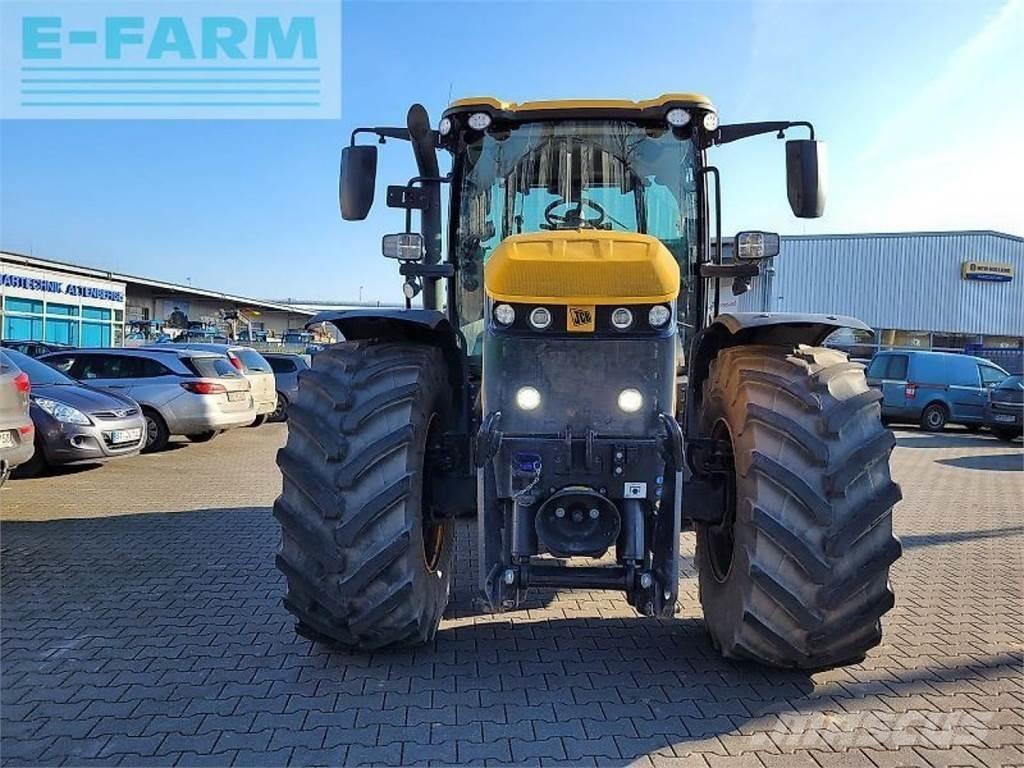 JCB 4220 fastrac Traktorer