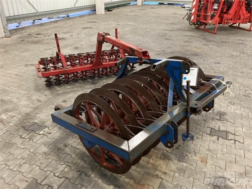  UNBEKANNT 1,80 m Tromler