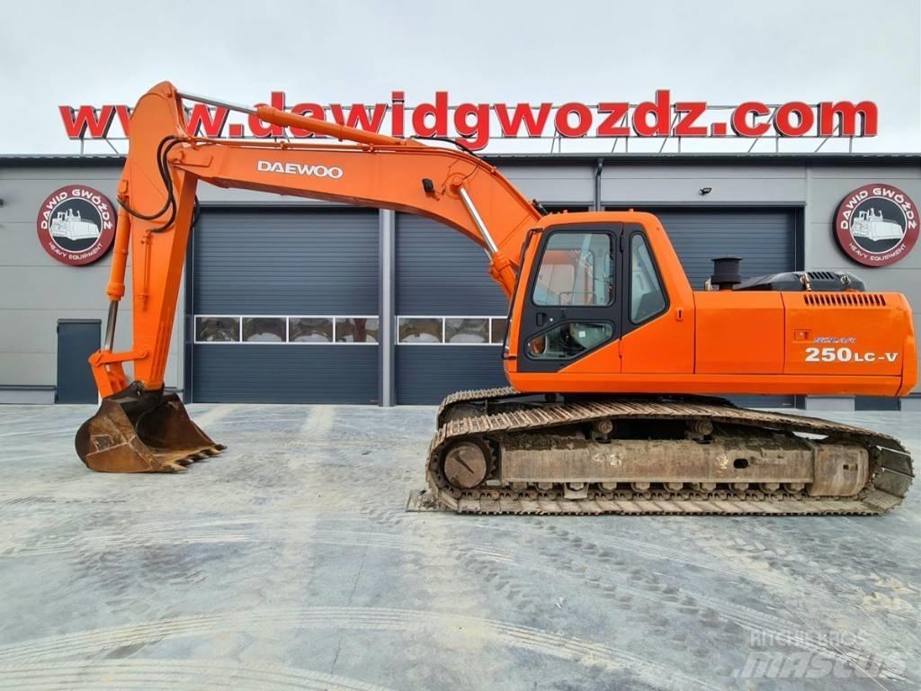 Daewoo SL 250LC-V Gravemaskiner på larvebånd